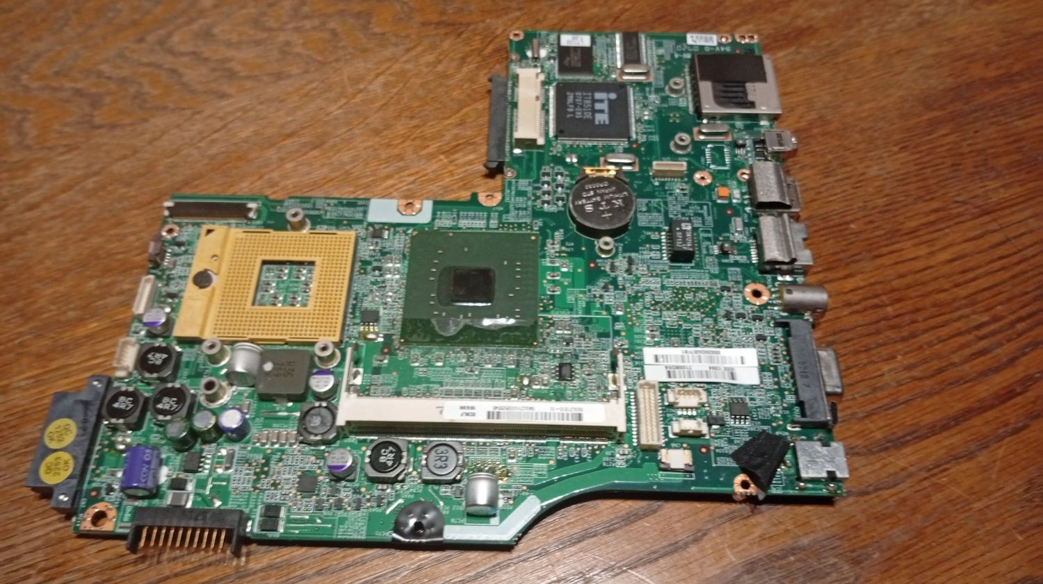 Mainboard  UniWill L71II3   DEFEKT  #7985