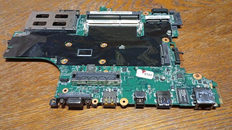 Mainboard Lenovo Thinkpad T430S mit i5-3320 , Mini-Displayport USB DEFEKT #8103 Mainboard Lenovo Thinkpad T430S mit i5-3320 , Mini-Displayport USB DEFEKT #8103