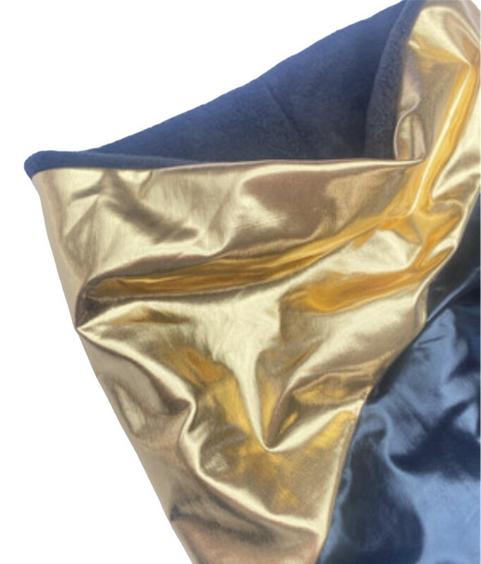 Metallic Snood  In Black And Gold