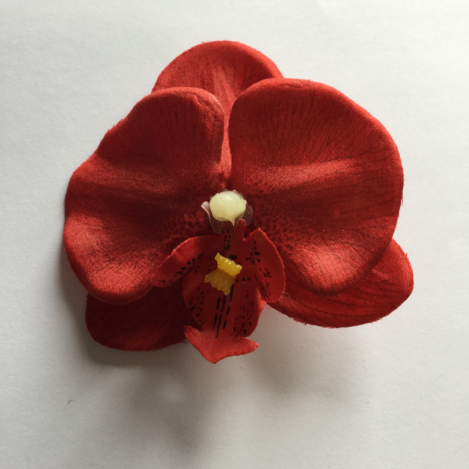 Red mini orchid hairclip