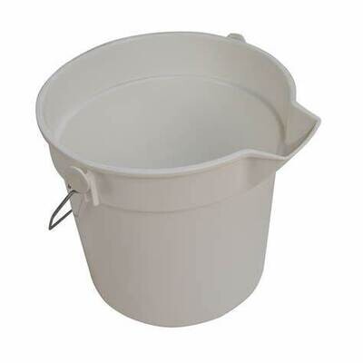 Bucket with Pour Spout