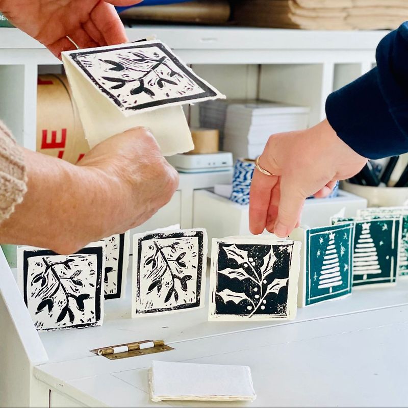 Merry Making: Print your own Christmas Cards with linocut