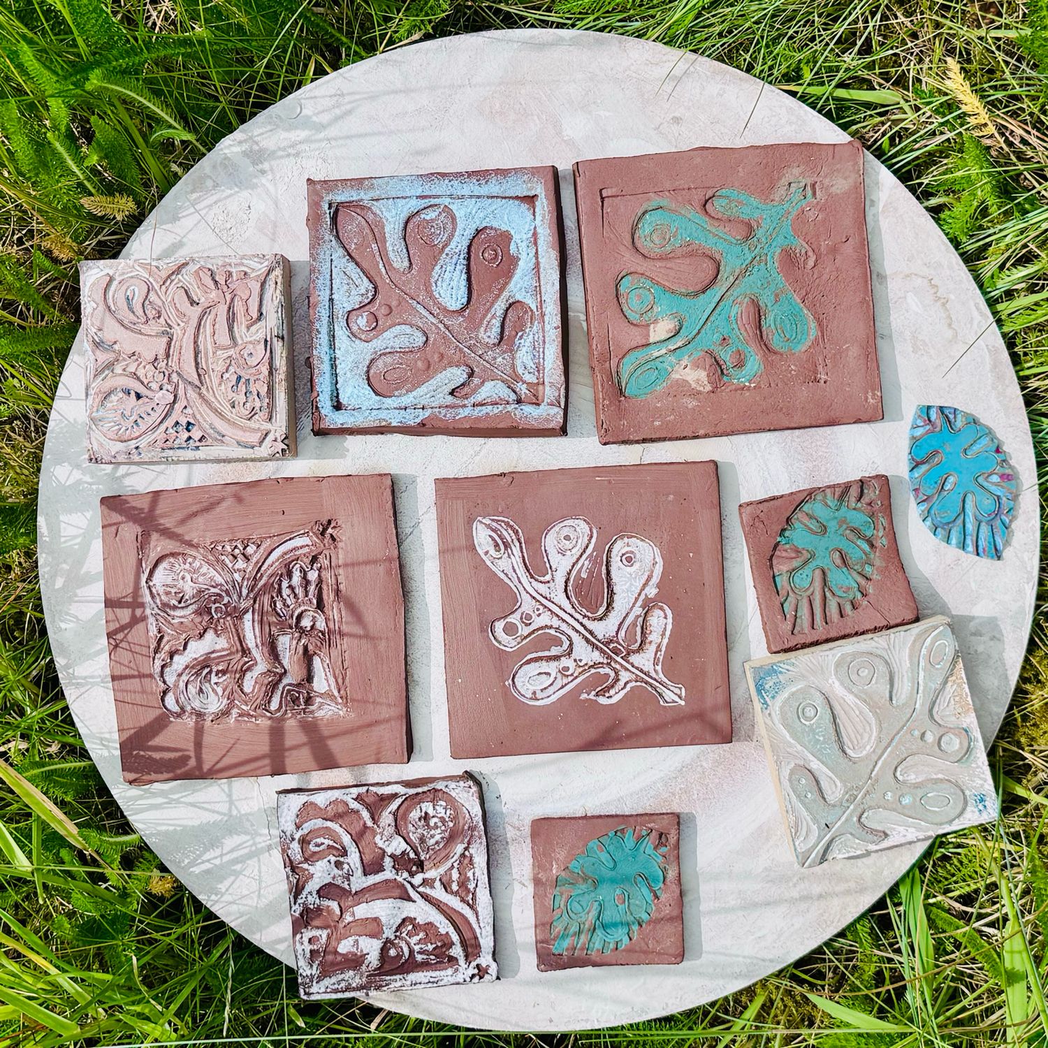 Print Meets Clay | Saturday 15th August with Hannah Cantellow Printmaker and Geraldine Francis Ceramics | The Mind Tree Cafe Rowde Wiltshire