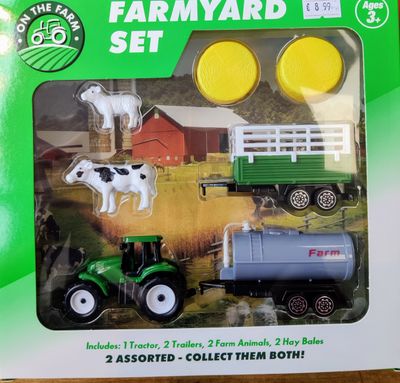 On the Farm Farmyard Set
