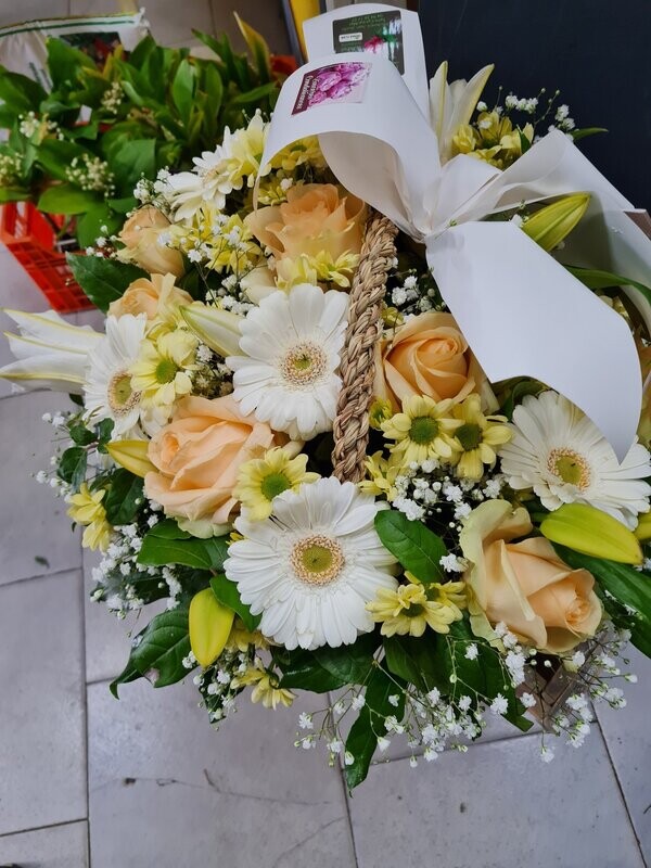 Panier fleuri