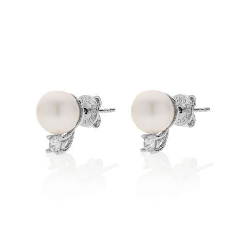 UnoAerre Orecchini in argento con perle