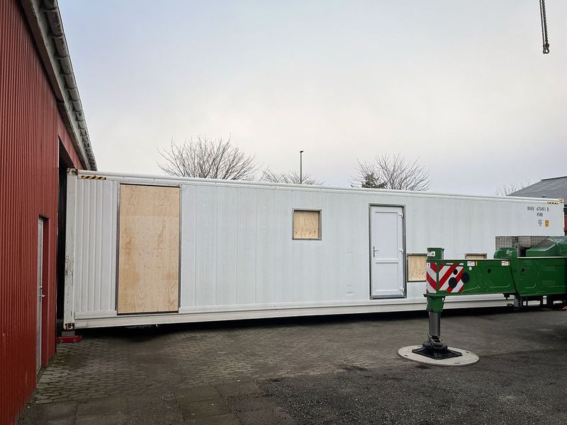 ​THE OVERVOXT AGROPROCESS™ MOBILE PORK UNIT. CONTENEDOR MARÍTIMO CON MATADERO PORTÁTIL COMPLETO PARA PORCINO (20’)