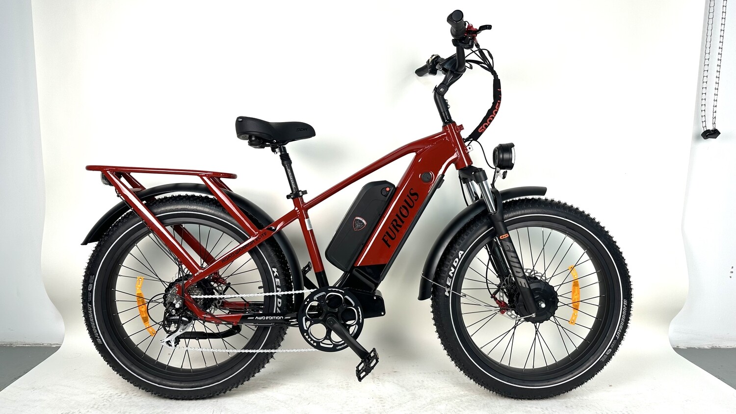 Road Warrior Elite (AWD Edition), Color: Crimson / Black