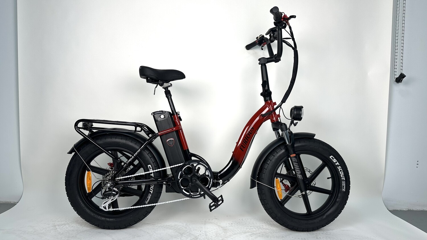 HAVOC Step, Color: Crimson / Black