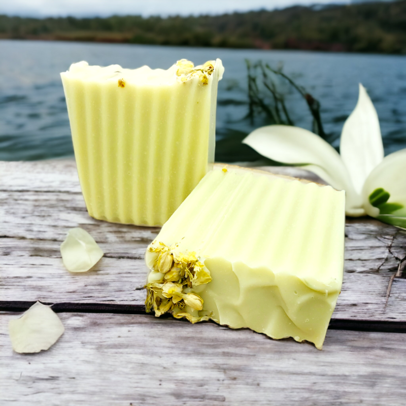 Sea Salt &amp; Lily Body Bar