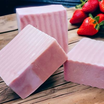 Strawberry a la Creme Double Butter Body Bar