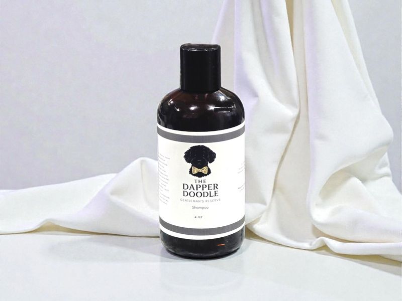 Gentleman's Reserve Paw Poo