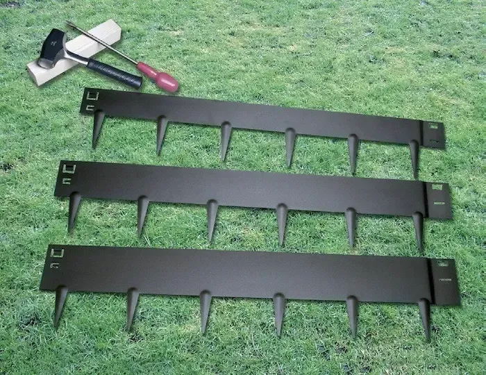 EverEdge  Classic - Galvanised & Powder Coated Steel Garden Edging