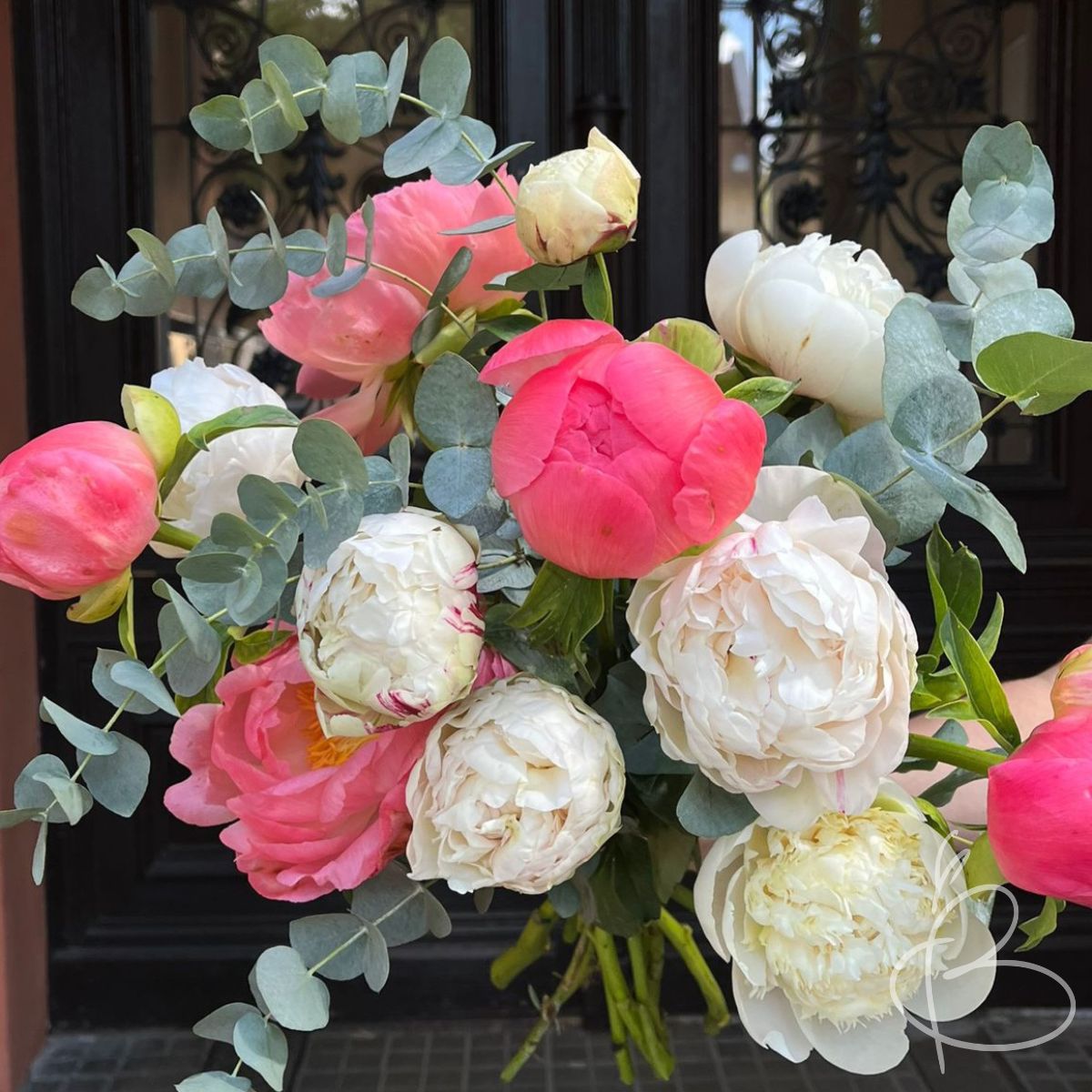 Mom's Pfingstrosenstrauß