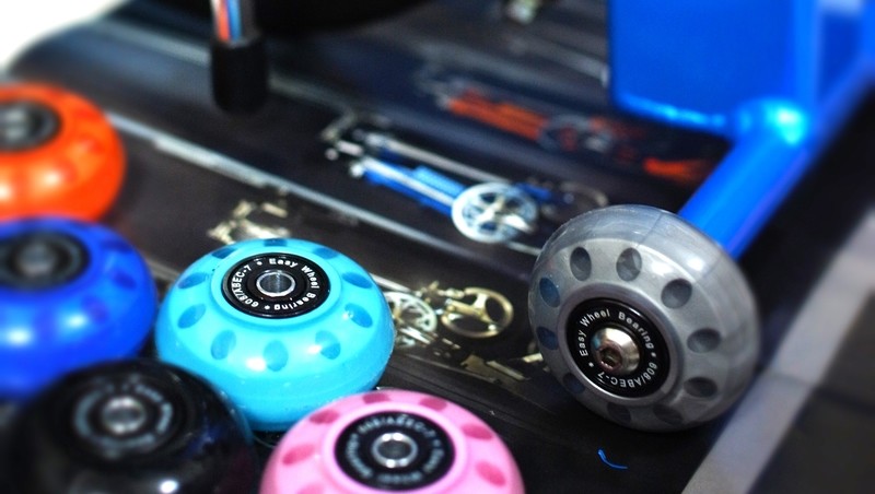 Brompton CarryMe ORI PU Colourful Easy Wheels with BEARING (Multi-S)