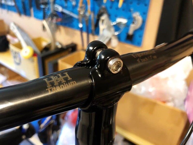 Brompton Titanium Ergonomic Riser M / Low rise / S type Handlebar (H&amp;H)