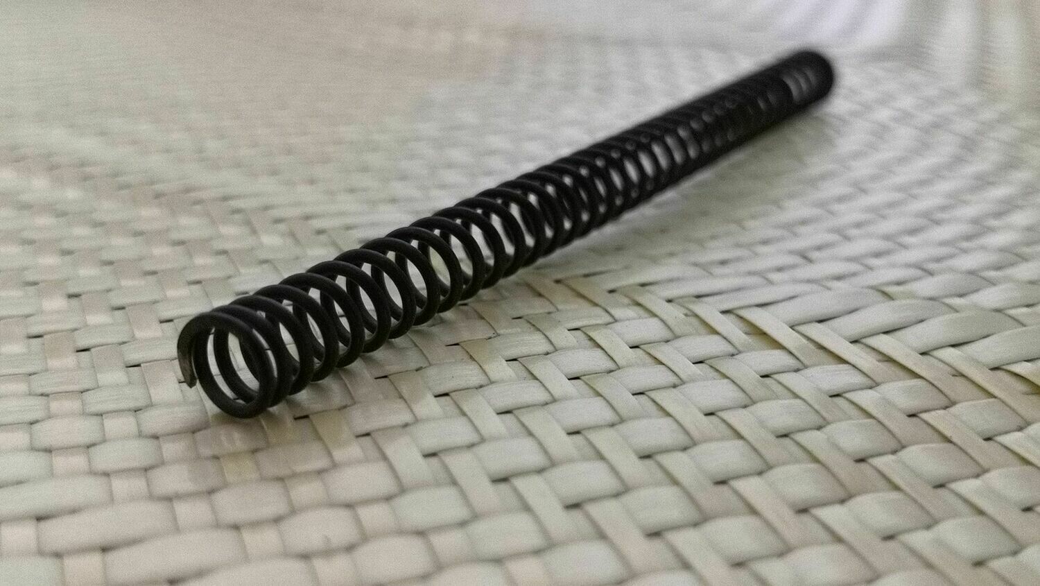 Improved Spring for Brompton DR Cable Anchorage &amp; Spring Set Chain Pusher (MiniMODs), Colour: Black