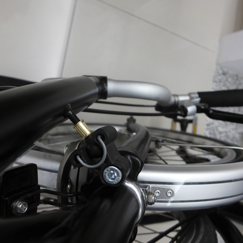 Brompton brake lever hard to reach for short/people with smaller hands