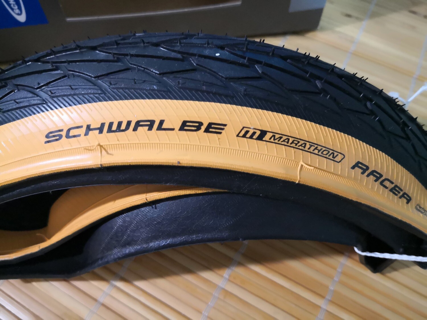 2020 new batch Brompton Chpt3 Specific Foldable Tan Wall Tyre 35-349 Schwalbe 