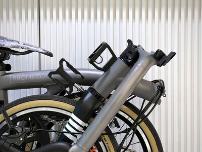 Unibody CNC Machined Front Carrier Block v.2 for Brompton (H&amp;H)