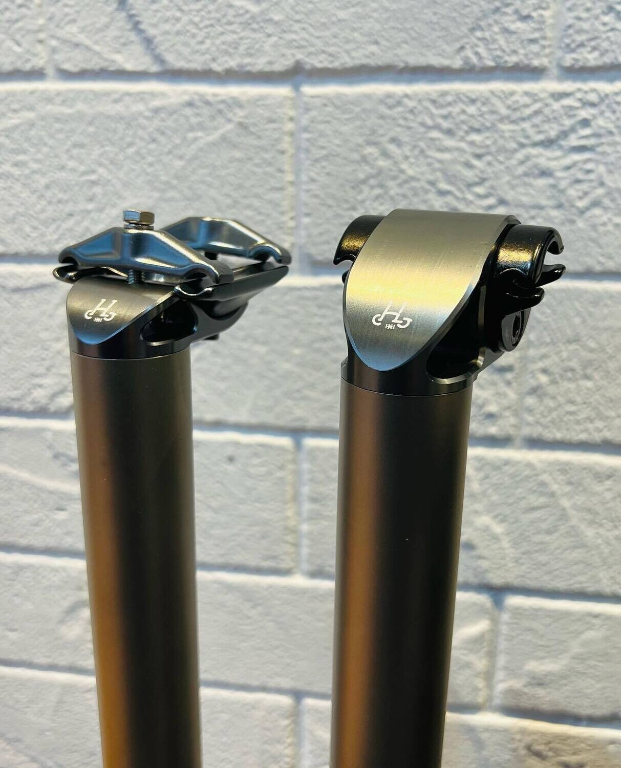 Brompton Seatpost Titanium / Carbon 2nd Generation Std 520mm Brompton Seatpost Titanium / Carbon 2nd Generation Std 520mm