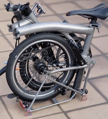 For Brompton P/T Line Titanium Roller Rack w reflector bracket (H&amp;H)