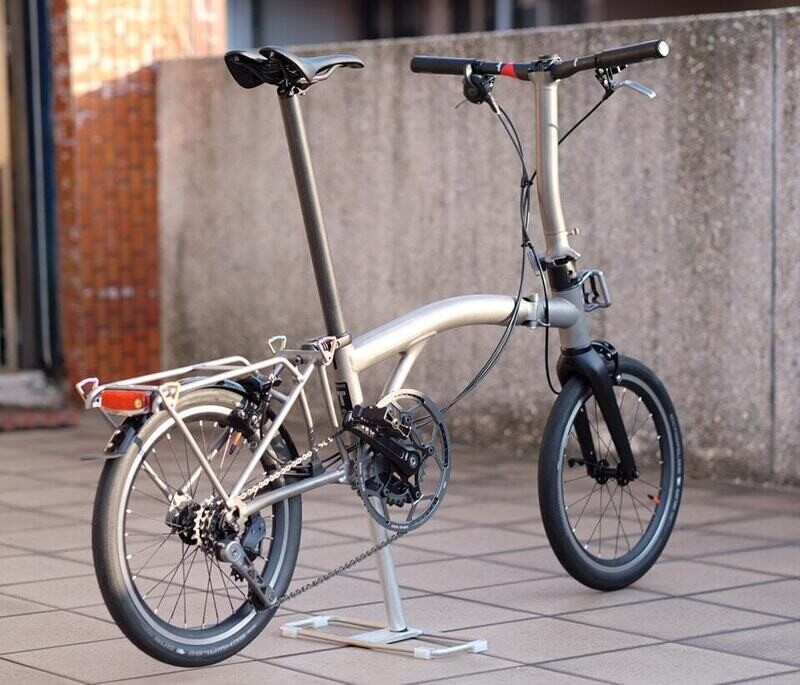 For Brompton P/T Line Titanium Roller Rack w reflector bracket (H&amp;H)