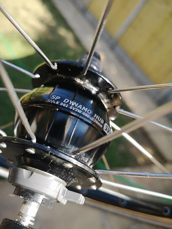 SV-9 Dynamo Hub SP (Shutter Precision) + Titanium Skewer (MiniMODs)