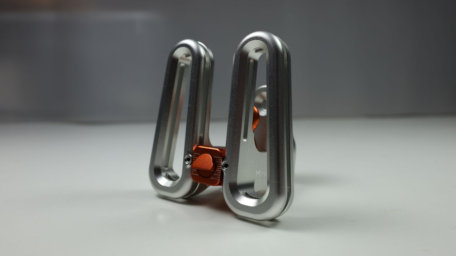 MiniMODs Adjustable Front Carrier Block
