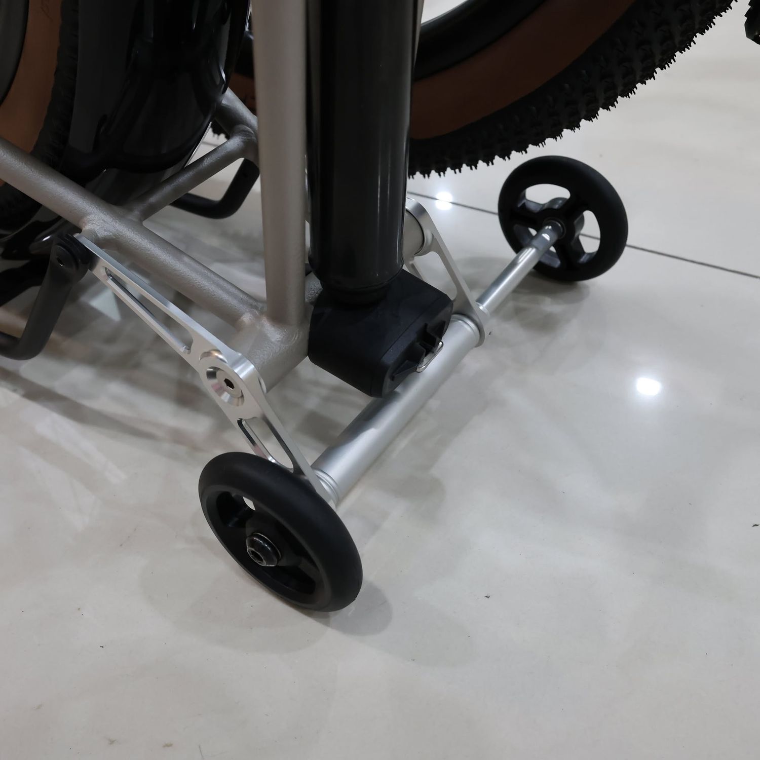 Brompton G Line X-Roller Easy wheel extender (MiniMODs)