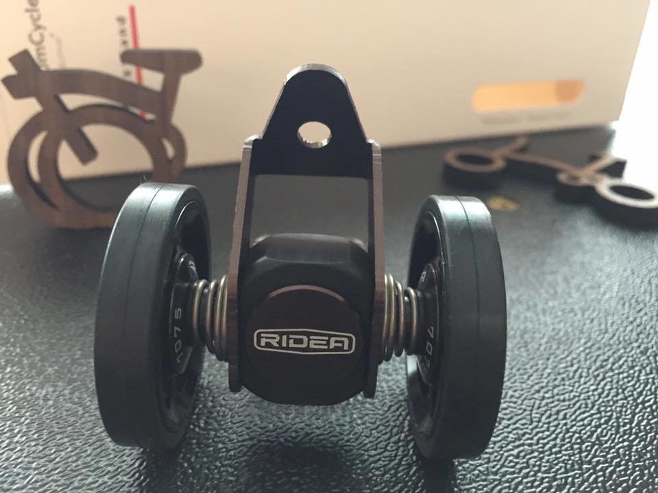 Brompton Mudguard Fender Wheel Roll Solution (Multi-S), Component: B. Duo Wheels Swivel Roller