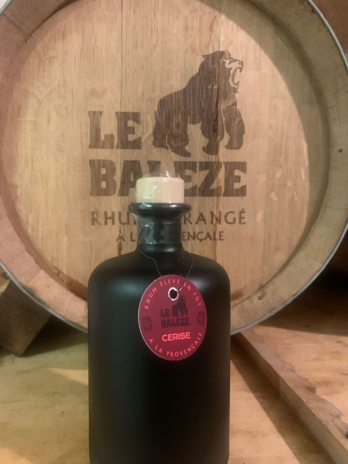 Rhum élevé en fût, finish cerise, 0,5L 40°