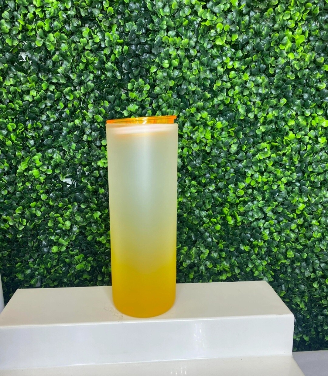 FROSTED GRADIENT OMBRE GLASS TUMBLER