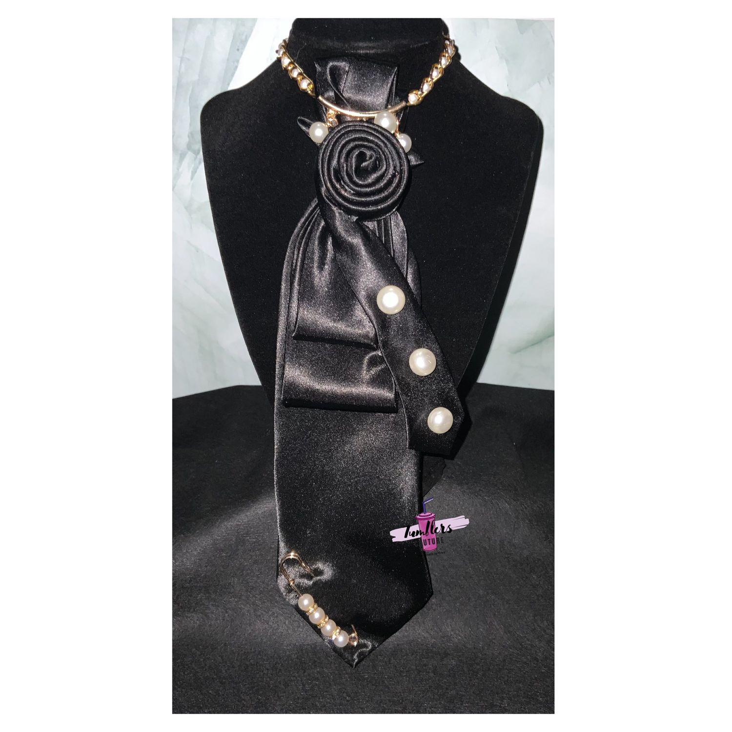 Black Buttons