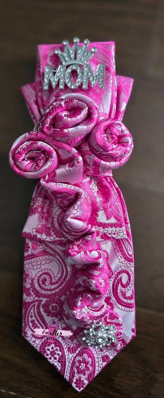 Mom 3 Flower Pink Tie