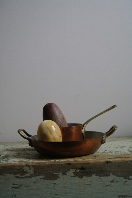 Petites casseroles en cuivre