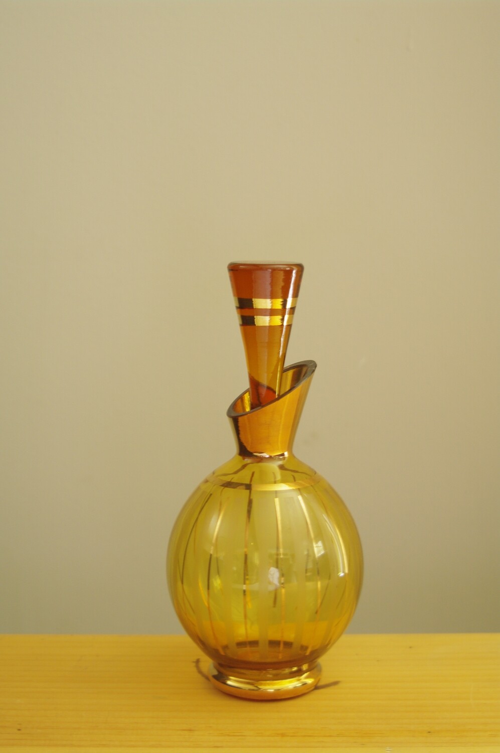 Décanteur en verre ambré
