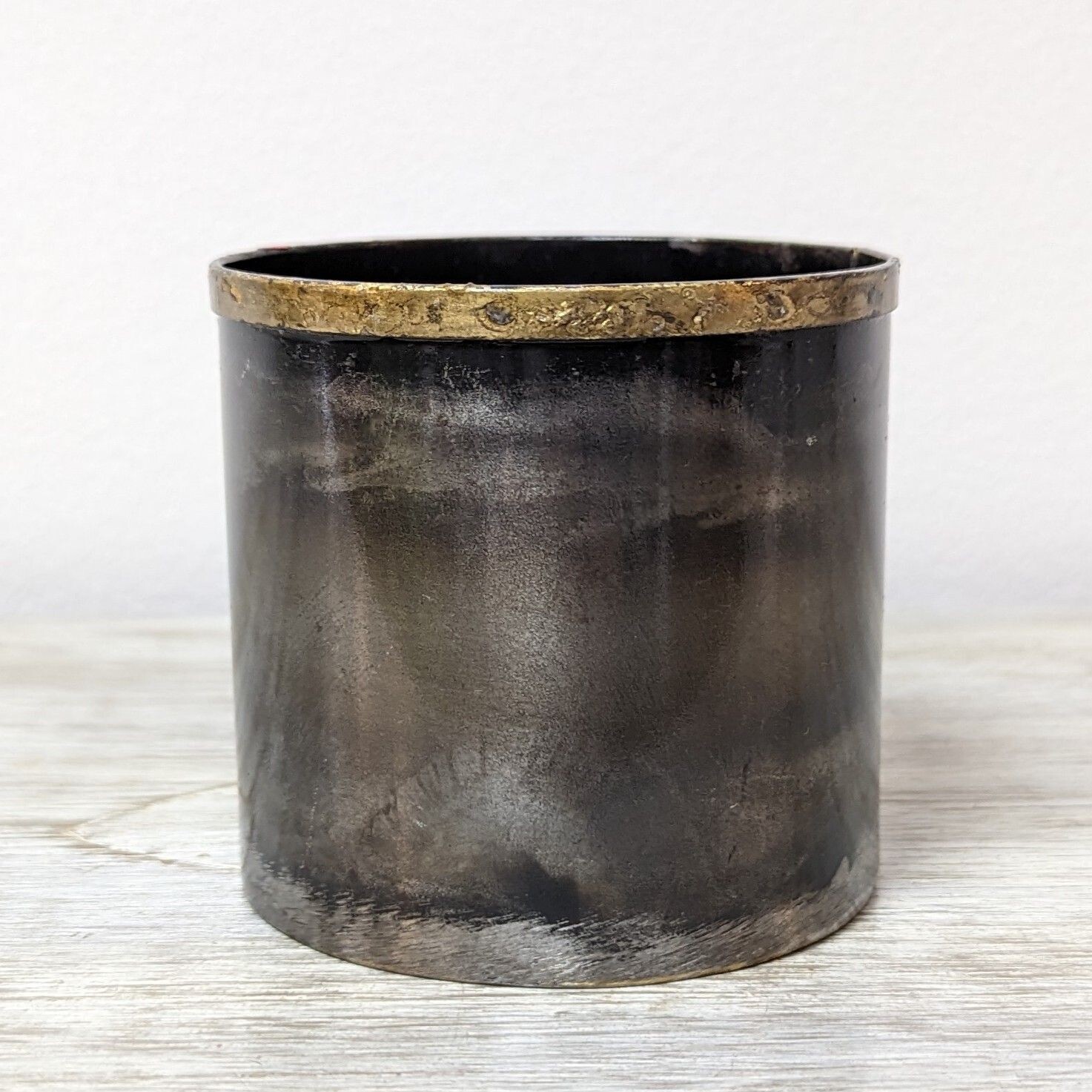 2" Distressed Metal Pot