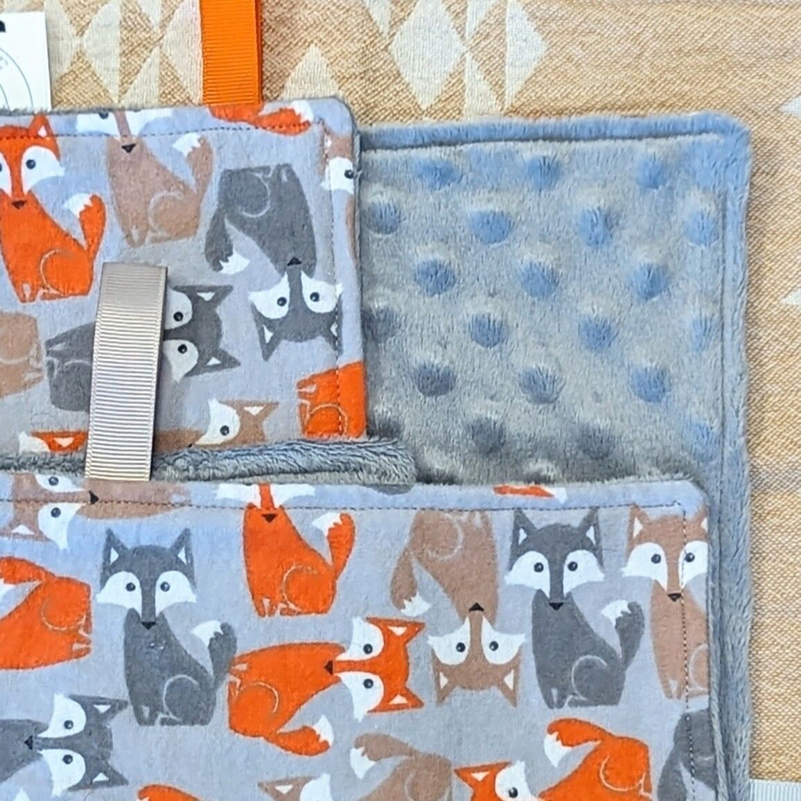 Grey Fox Ribbon Blanket