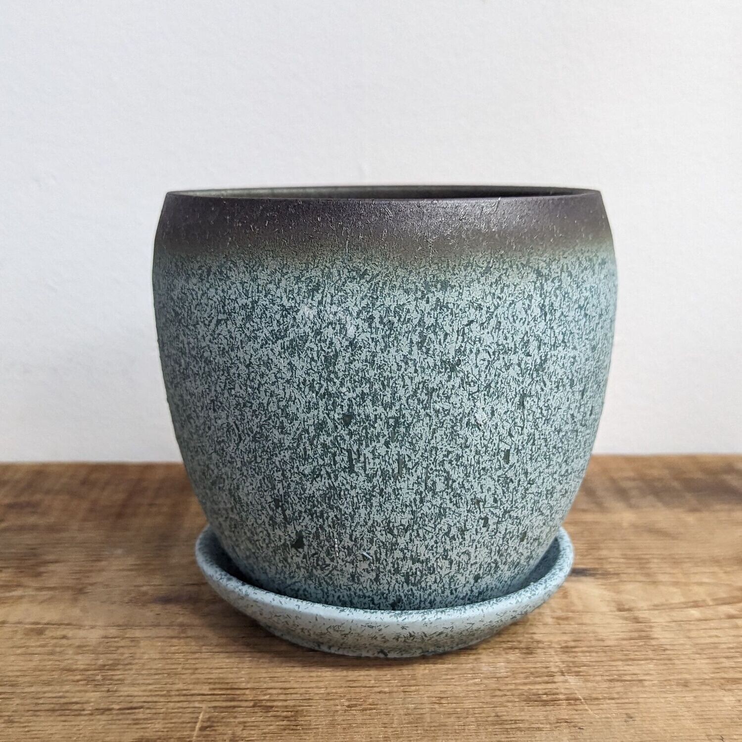 4" Blue Textured Pot With Tray