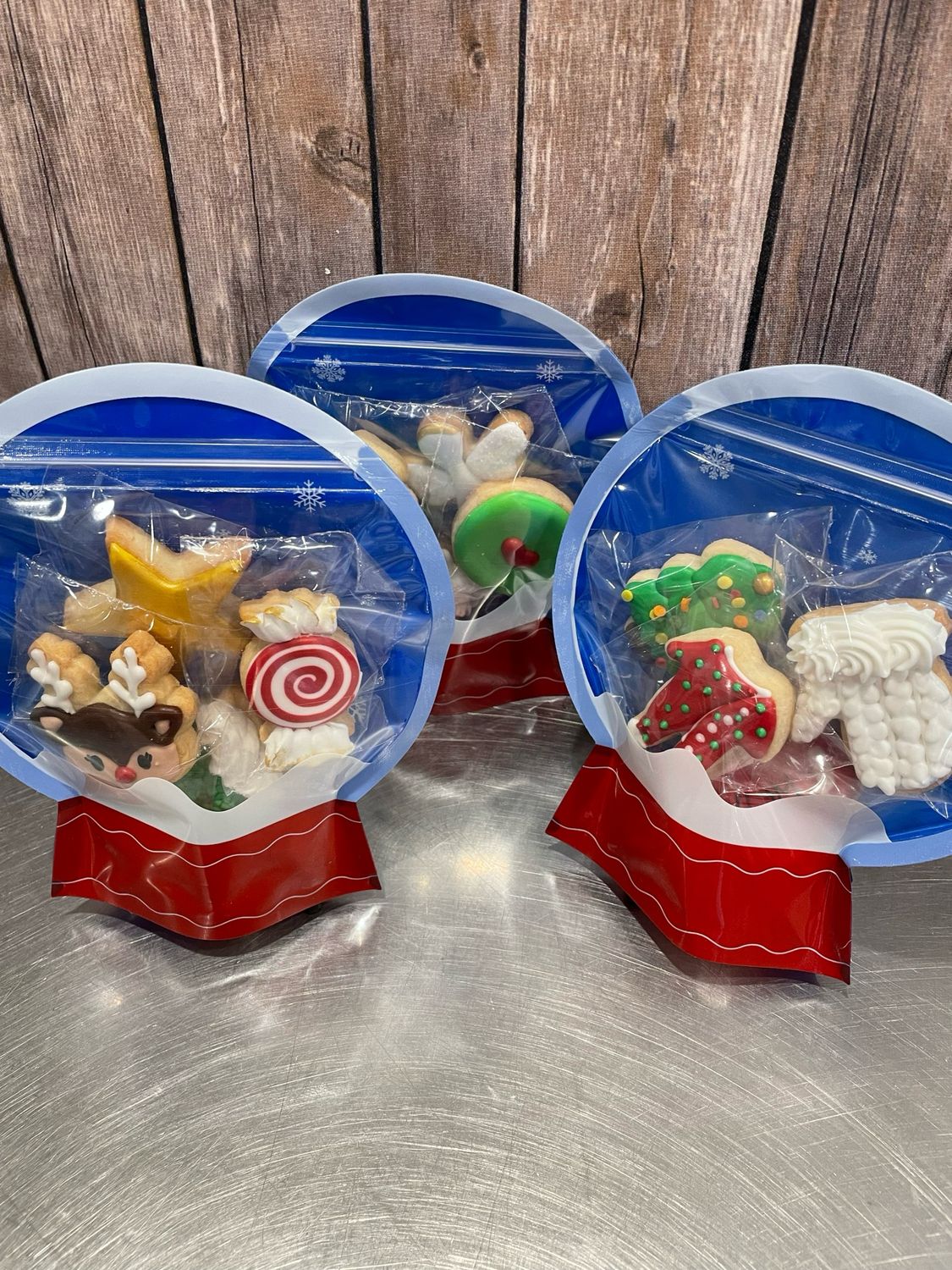 Mini Cookie Snowglobe