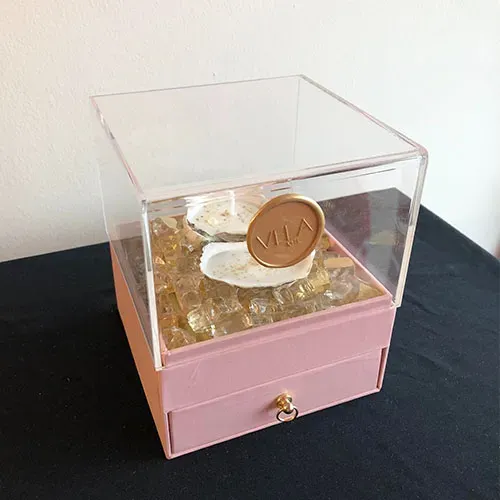 Mini Gift Box with Oyster Candles – Rose