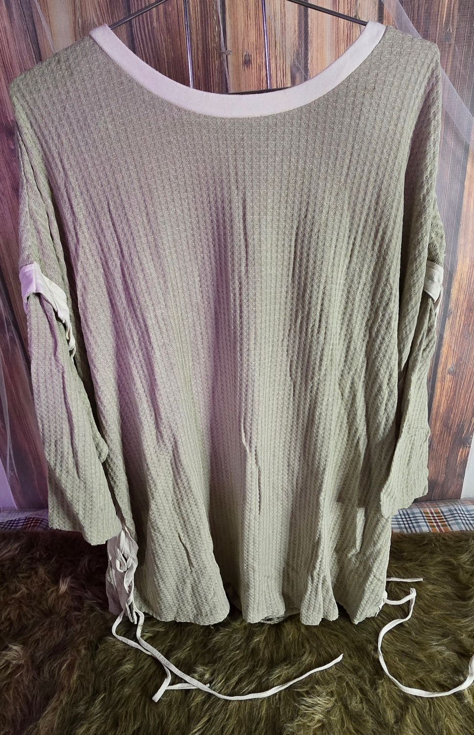 Quarter Sleeve Olive Tie Down Side Top- 1X