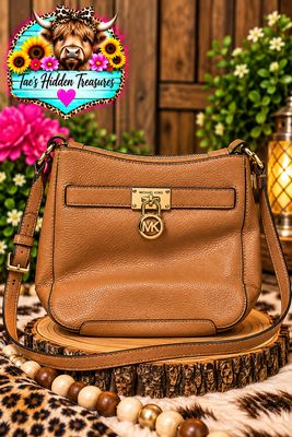 Michael Kors Hamilton Traveler Crossbody Bag