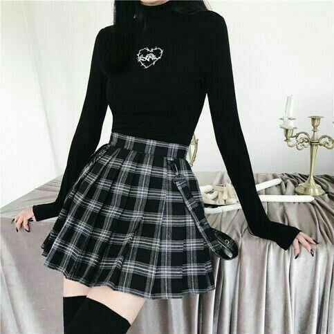 skirt moon