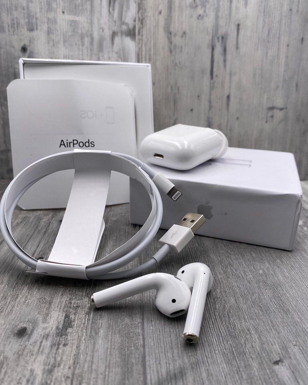 Premium Copy Gen 2 Airpods (Free silicone case)