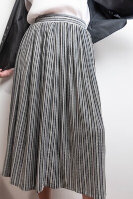 Monochromatic striped skirt