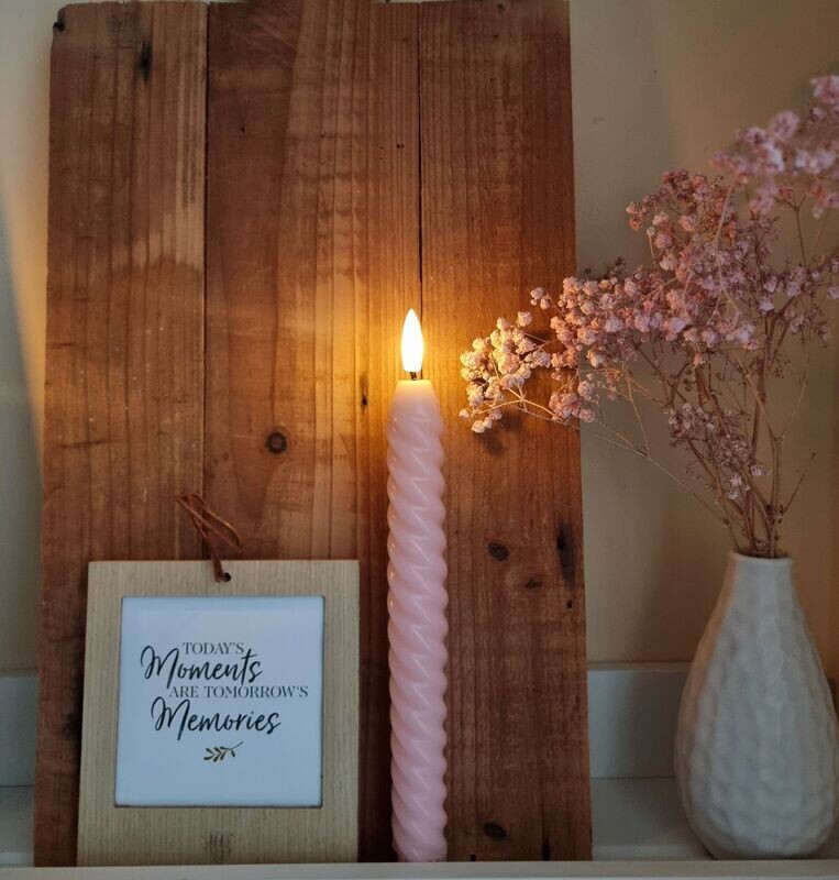 LED Kerze rosa