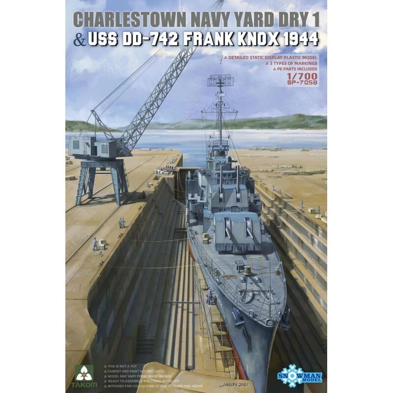 TAKOM TAK7058 1/700 Charlestown Dry Dock & USS DD-742 Frank Knox 1944