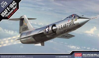 Academy 12576 1/72 USAF F-104C 